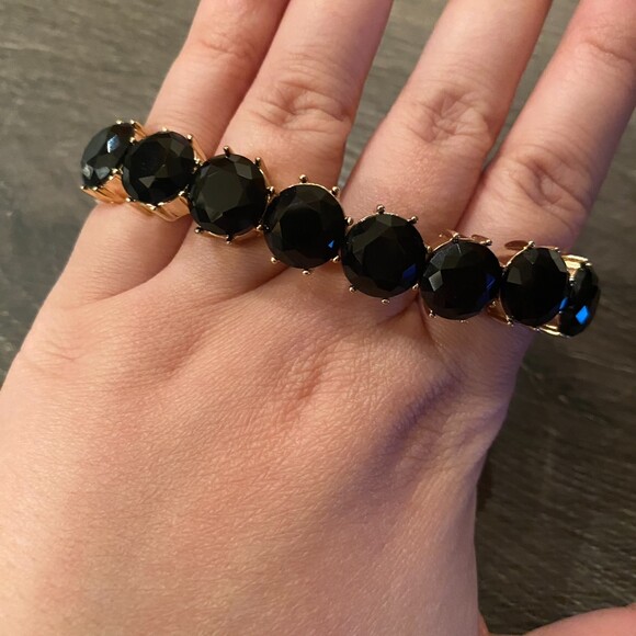Charter Club Onyx Crystal Stretchy Bracelet New - Picture 1 of 3